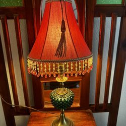 working vintage 1940s brass hobnail table lamp