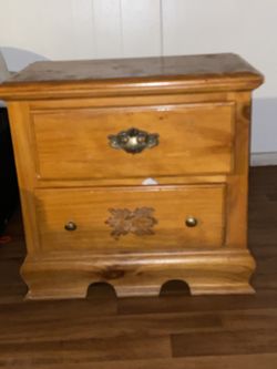 Mini dresser