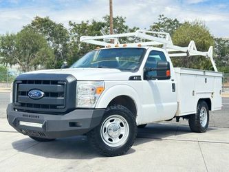 2016 Ford F350 Super Duty Regular Cab & Chassis