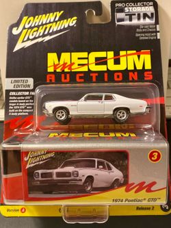 Johnny Lightning 1974 Pontiac GTO Die-Cast