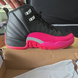 Jordan 12 size 7 [GS