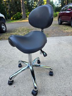 SilverFox ergonomic office chair