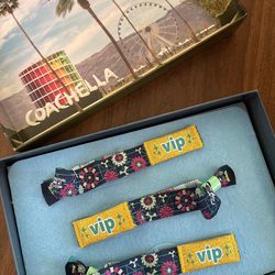 LOOKING FOR TWO VIP COACHELLA TICKETS for sunday