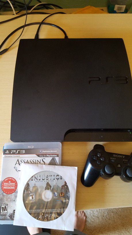 PlayStation 3 PS3 Slim 320gb w/ games + controller