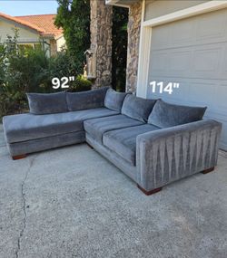 Free Delivery | Couch