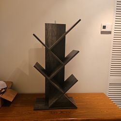 4 Tier Tree Bookcase 