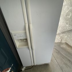 Fridge For sale 250