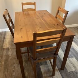IKEA Dining table With 4 Chairs 