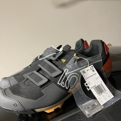 New Adidas 5.10 Kestrel BOA 'Black Impact Orange Bike Shoe HQ3549 Men Sz 13