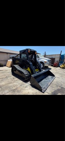 New Holland C332 compact track loader