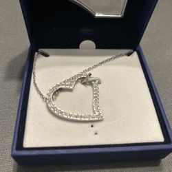 Swarovski heart pendant necklace