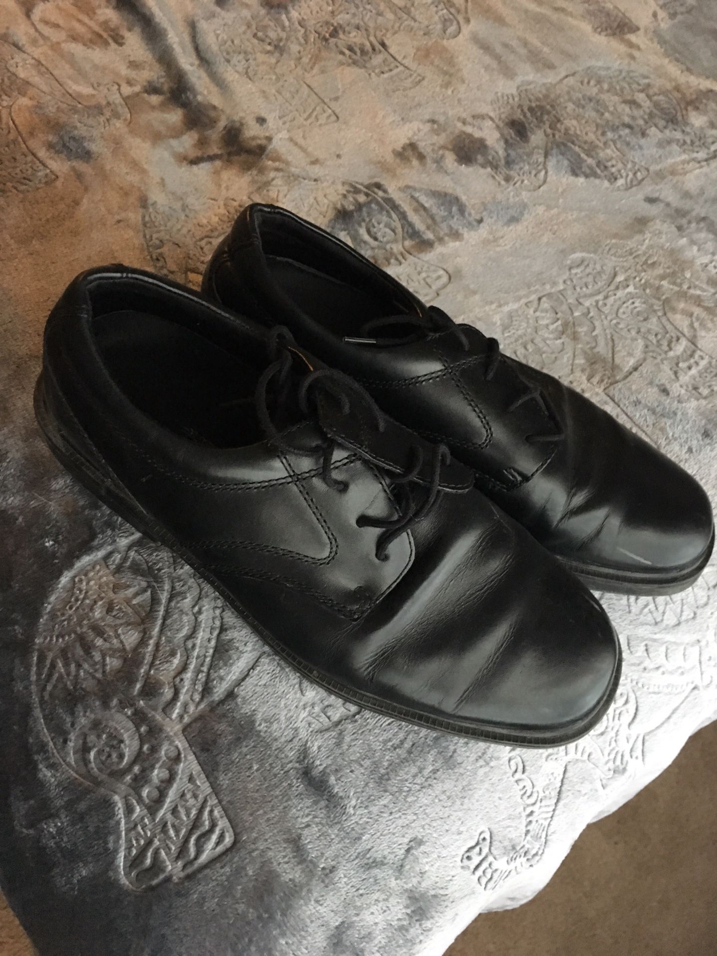 Nunn Bush slip resistant shoes