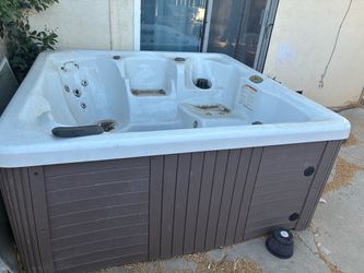 FREE hot tub