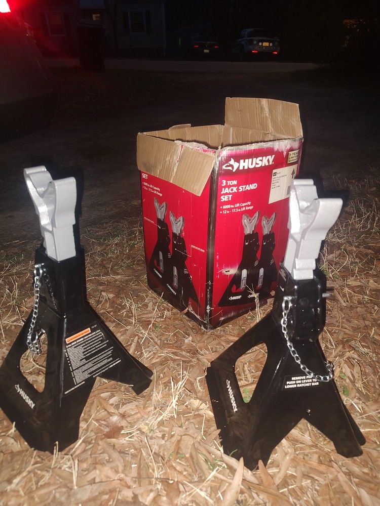 Husky Jack Stands