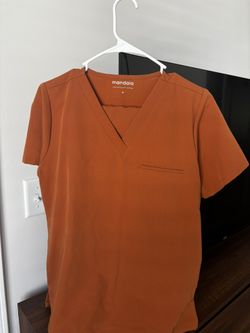 Scrubs pair