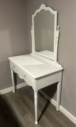 Solid Wood Vintage Vanity with Large Adjustable Mirror
