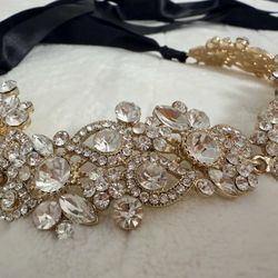 Bebe Gold Crystal Rhinestone Headpiece w/ Ribbon Tie – Bridal, Holiday, Statement Hairpiece (NWT)