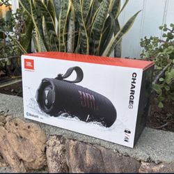 JBL Charge 6 - Portable Bluetooth Speaker (New in box) 🔊 