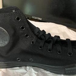 Converse Chuck Taylor’s Black On Black