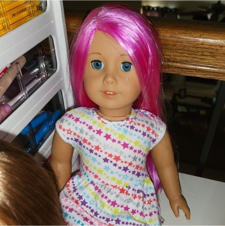 American Girl Truly Me 18" Doll 87 Blue Eyes Magenta Pink Hair