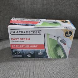 BLACK+DECKER Easy Steam Iron for Clothes, Smart Steam, 1200W, TrueGlide Nonstick Soleplate, Auto Shut-Off, Anti-Drip, Green & White.10$