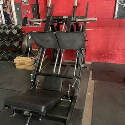 Leg Press Machine
