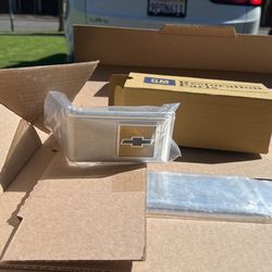 Chevy Trk Cab Molding 1981/1987