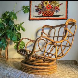 Vintage Bamboo Rattan Swivel Chair ✨ Tiki Extra Large Mcm