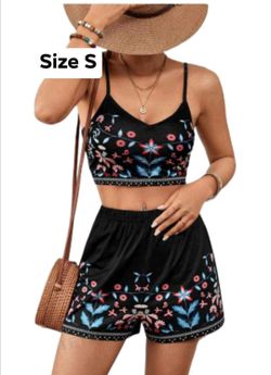 New women’s 2 piece set size small
