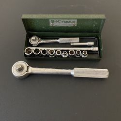 Vintage S-K Ratchet Set