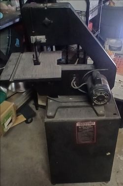 BAND SAW