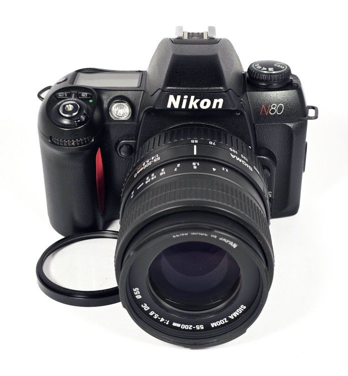 MINT Nikon N80 35mm SLR Film Camera w/ 55-200mm D Lens Camera Kit - WORKS GREAT
