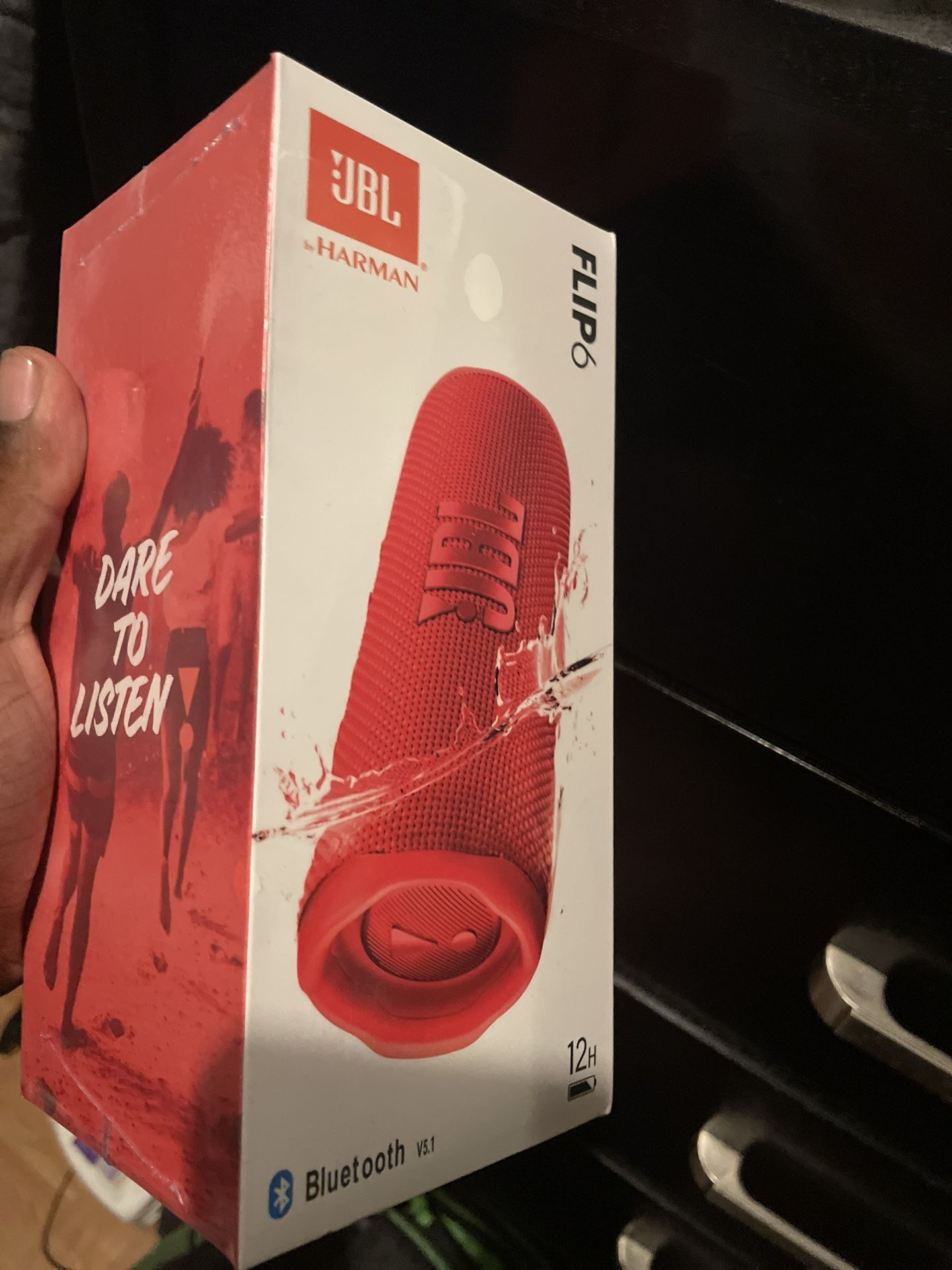 JBL Flip 6 Bluetooth Speaker