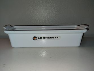 Le Creuset Heritage 32cm Rectangular Stoneware Dish  White *Small Chipped Corner