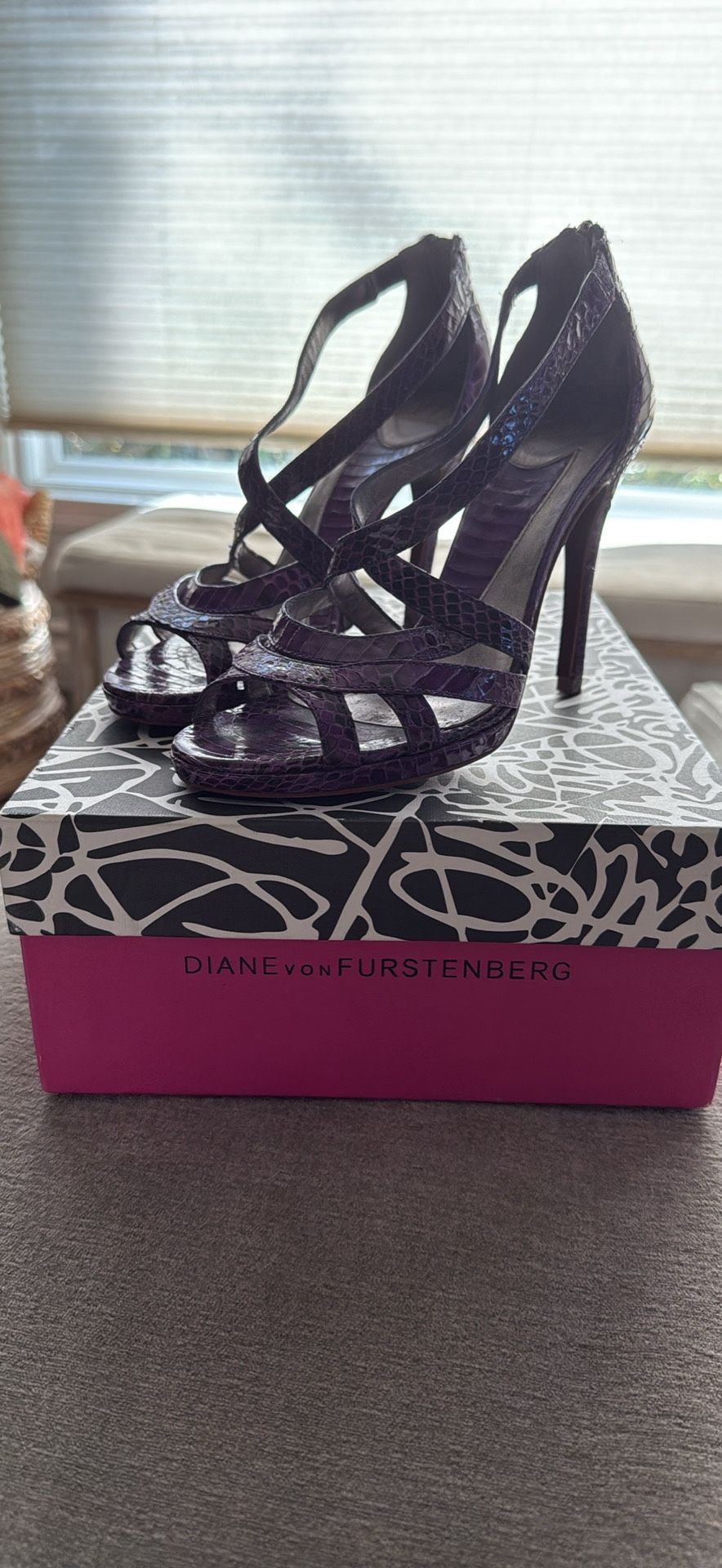 Diane Von Furstenberg Saint Heels