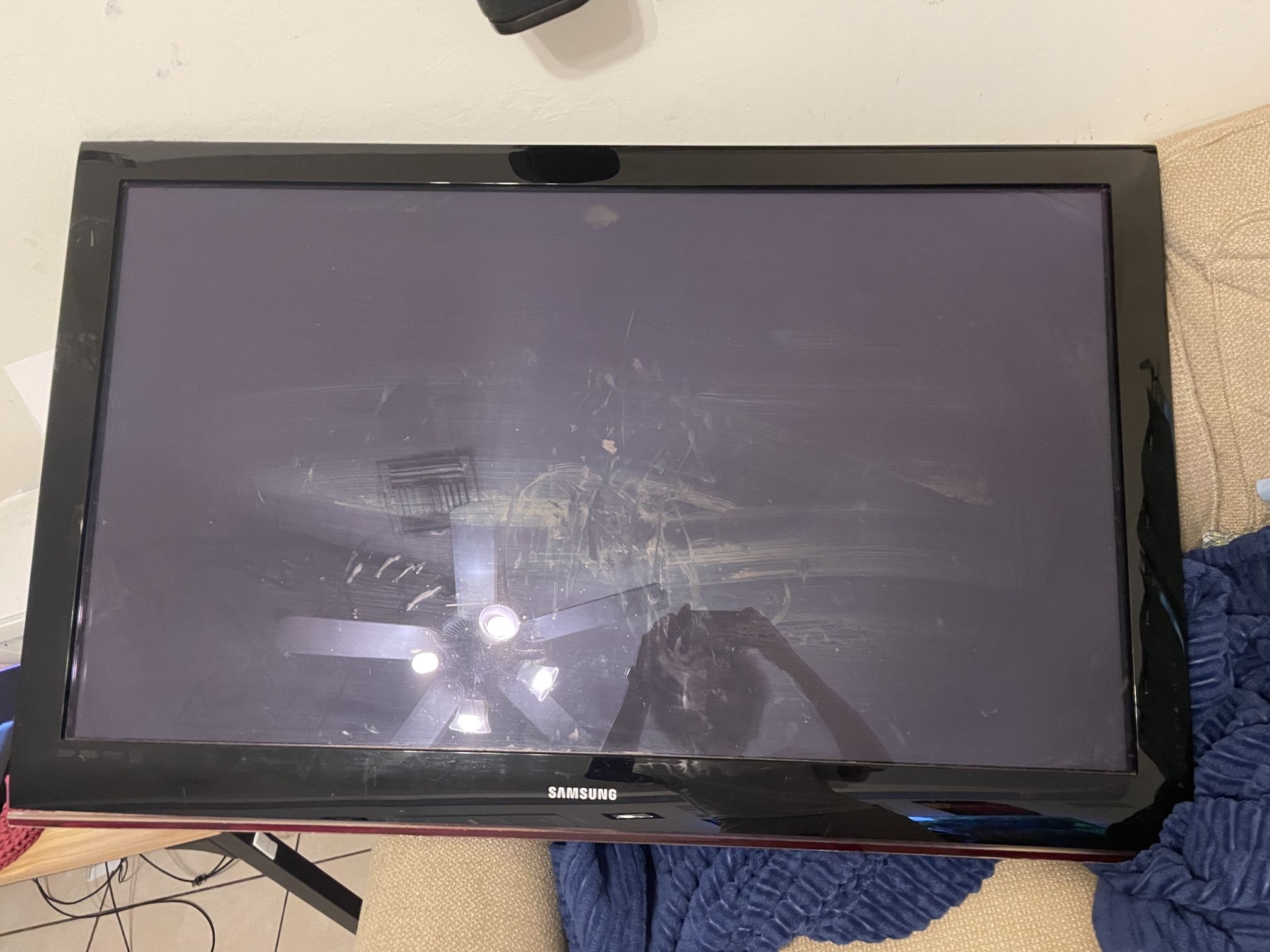 Working 50pct Samsung Tv  