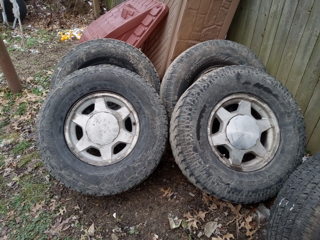 Aluminum Rims And Tires In Good Shape
