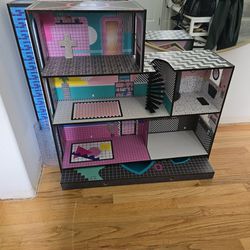 Lol Doll House For Free I Will Not Answer Is This Available 