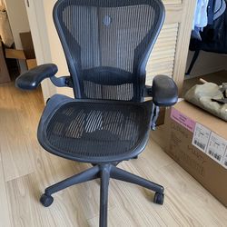 Herman Miller Aeron Chair