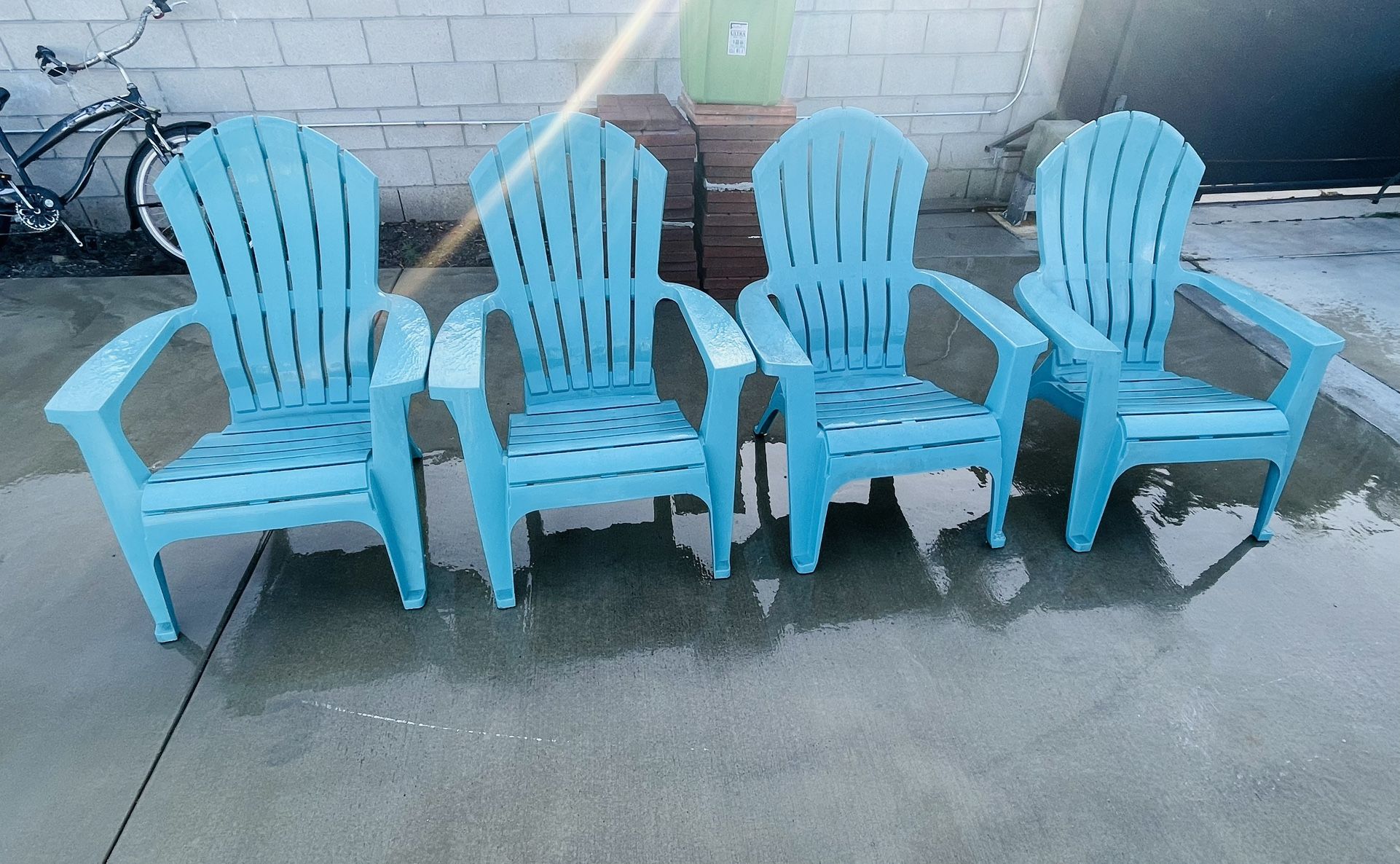 Chairs For Pool Side Or Patios