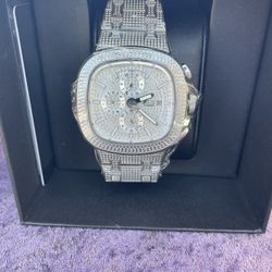 JBW men’s watch heist, silver color 