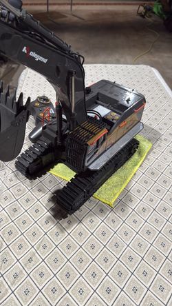 Rc excavator