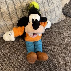 Disney Goofy Plush Stuffed Bean Bag Toy 12" Mickey Mouse Clubhouse