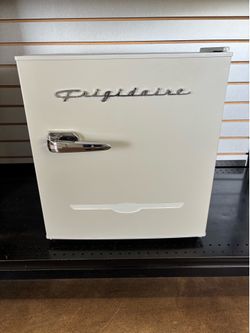 Frigidaire Mini Refrigerator