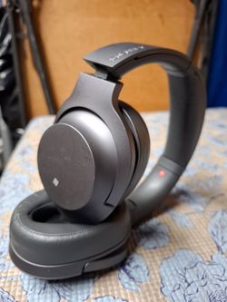 Audífonos SONY. WH-H900N