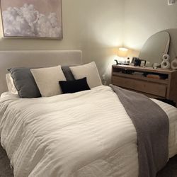 Queen Bed + Bedframe