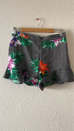 Slip on flounce shorts