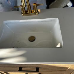 Bathroom sink