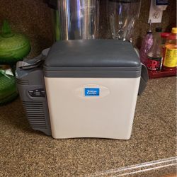 Hold On A Six Pack If I’m Correct I Think You Keep Your Food Warm Too