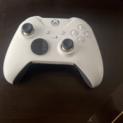 Xbox Controller Elite rechargeable battery